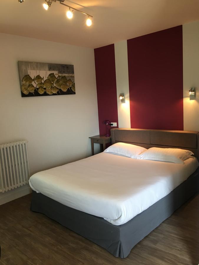 Logis Les Voiliers Hotel Peigney Bagian luar foto
