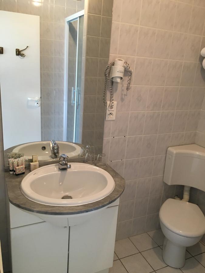 Logis Les Voiliers Hotel Peigney Bagian luar foto